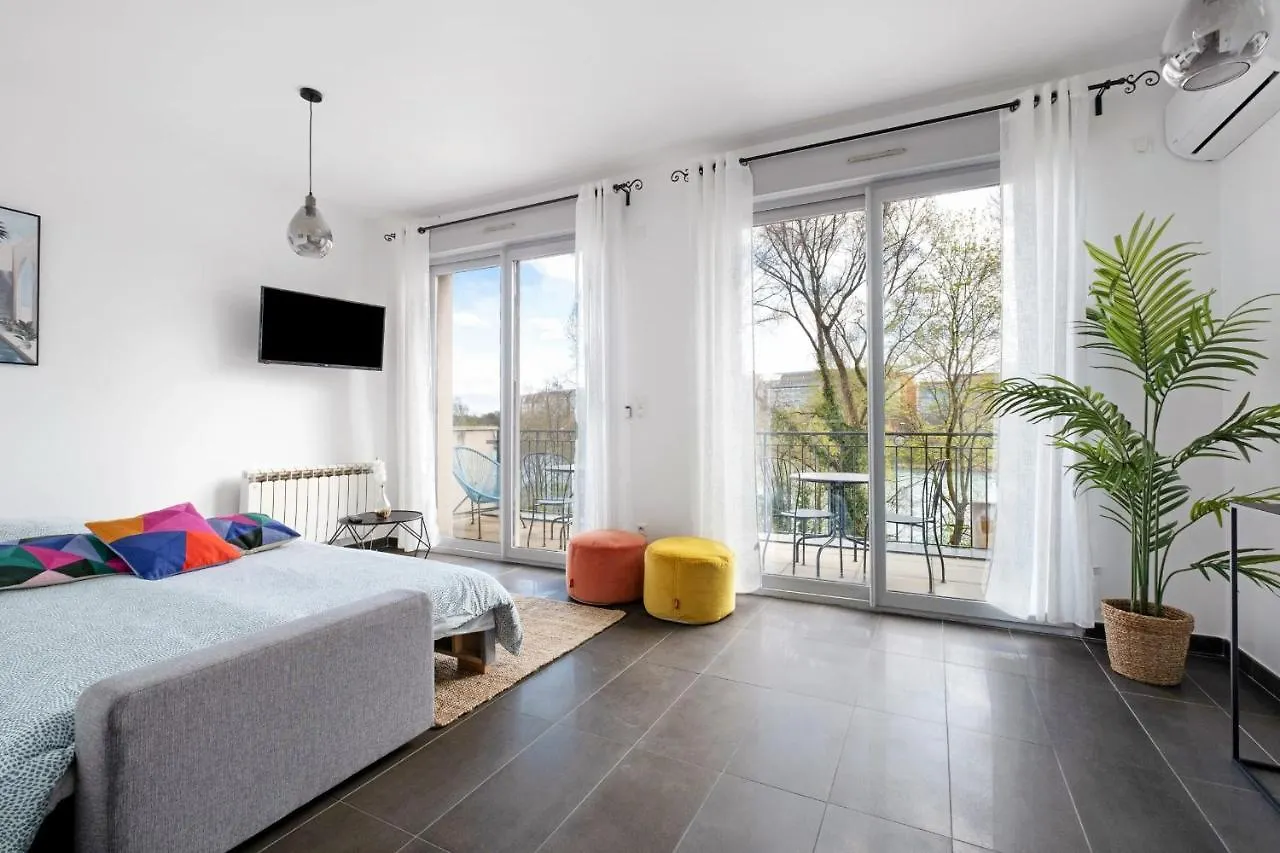 Lyon Cite-La Suite Passerelle Avec Balcon-Caluire